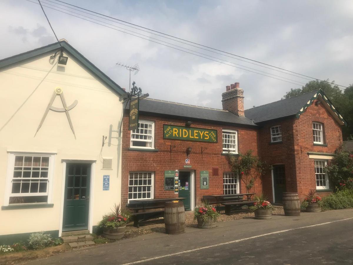 Hotel The Compasses Chelmsford Exterior foto